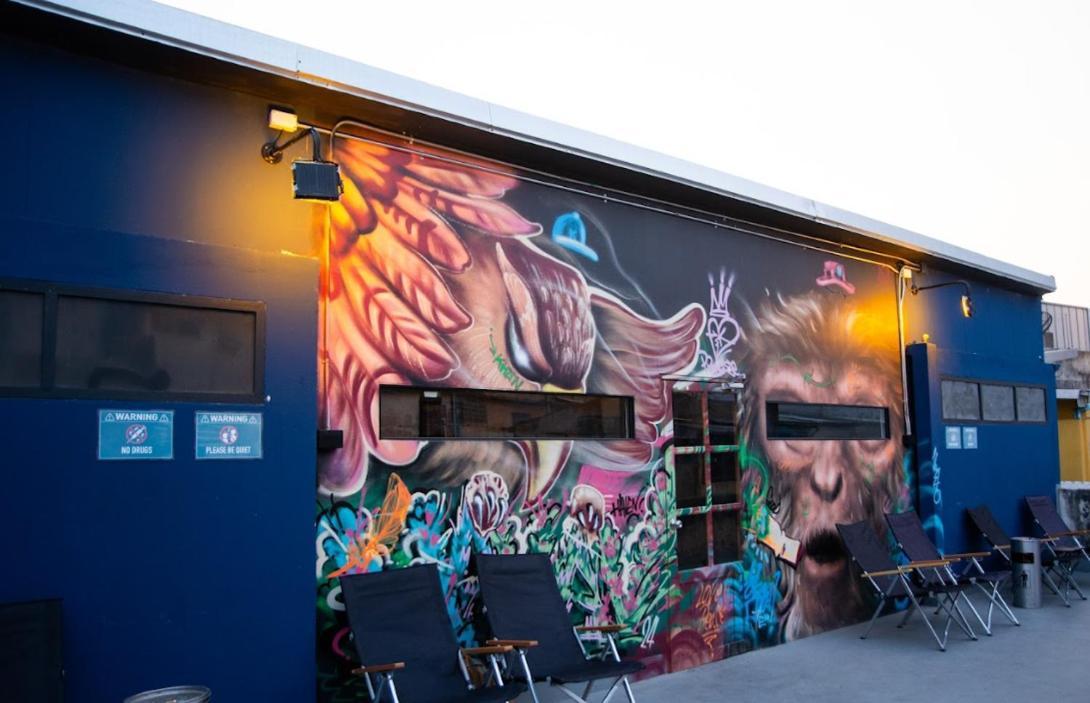 Area81 Hideout Hostel กรุงเทพมหานคร ภายนอก รูปภาพ